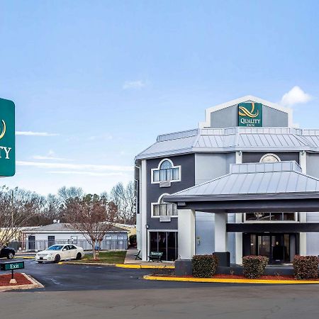 Quality Inn & Suites Salisbury Bagian luar foto