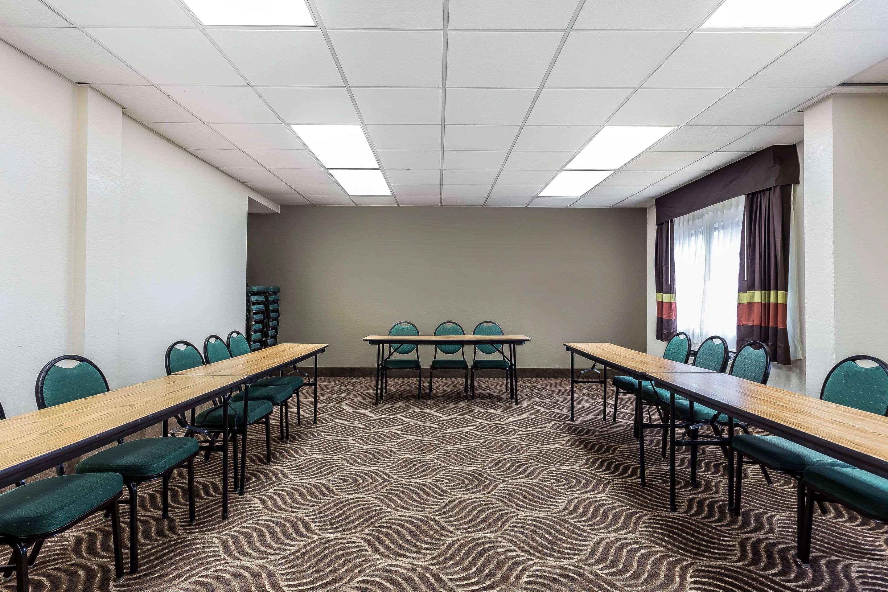 Quality Inn & Suites Salisbury Bagian luar foto